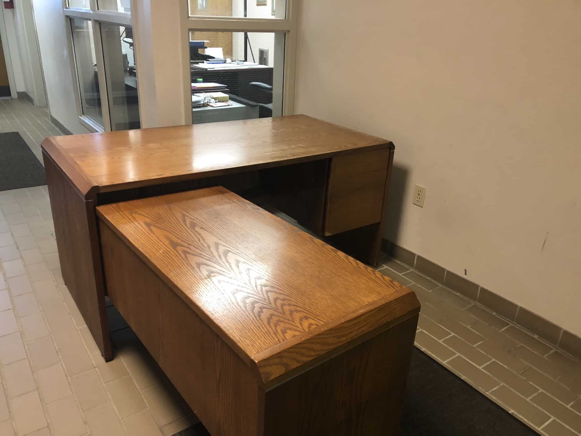 Update SOLD Desk for Sale