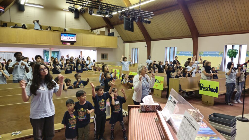 The children and volunteers of VBS/VBX 2024